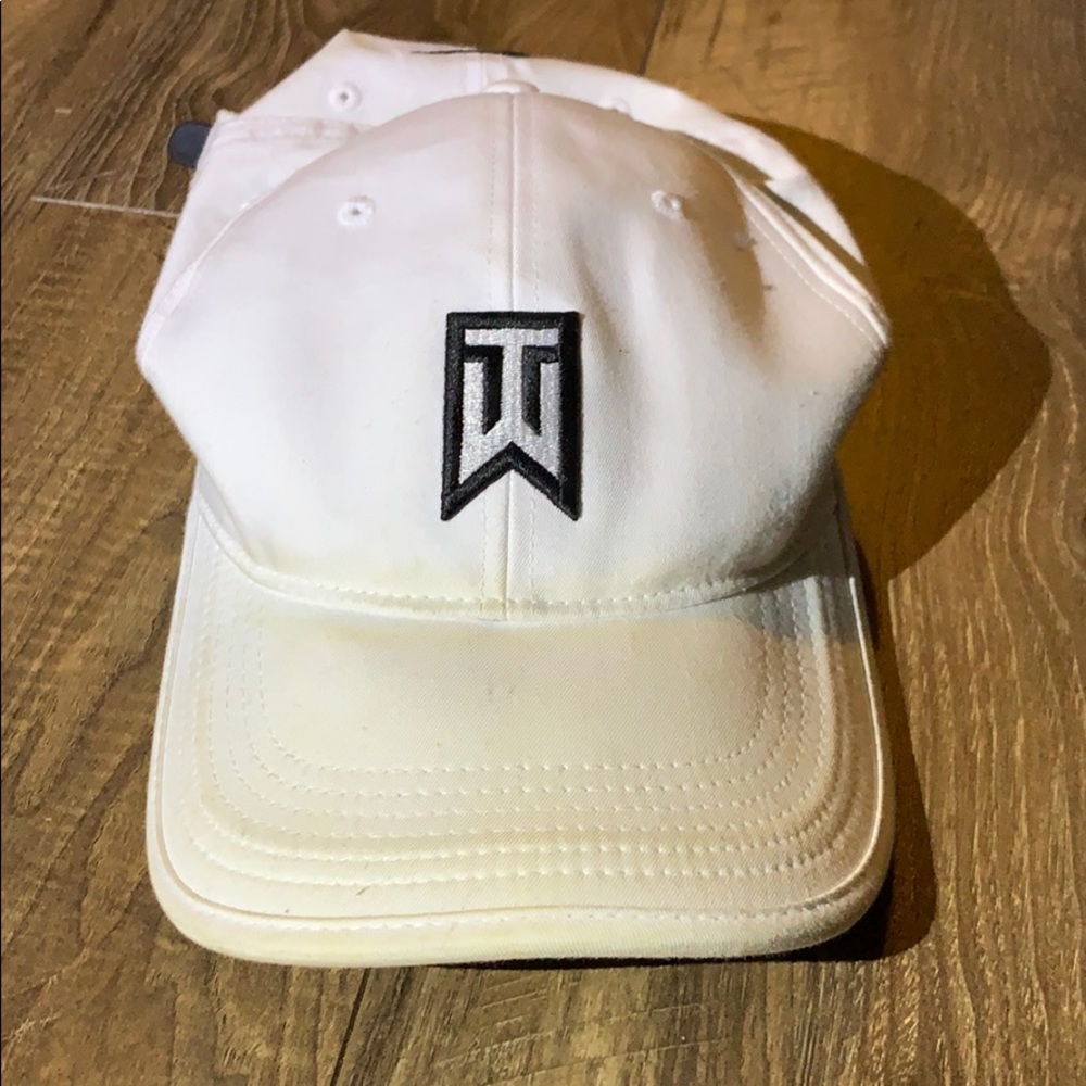 Tiger woods golf hat